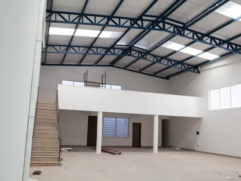Galpão comercial cobertura metálica Dois Irmãos Galpão comercial com estrutura metálica na Serra Gaúcha RS