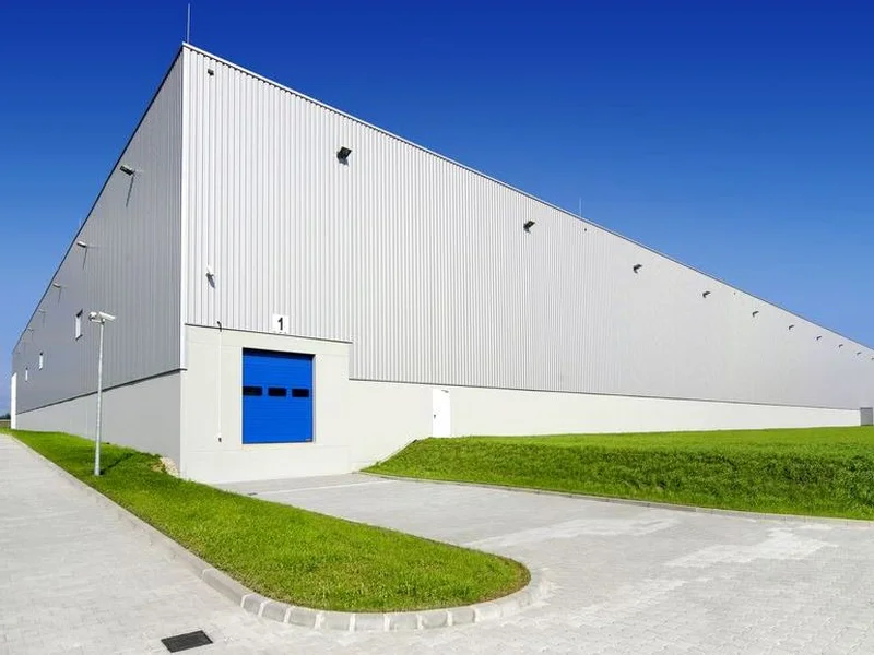 Cobertura metálica para galpão industrial na Serra Gaúcha Galpão industrial com cobertura metálica na Serra Gaúcha RS — Telhas Ivoti